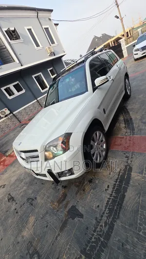 Mercedes-Benz GLK-Class 350 4MATIC 2012 White