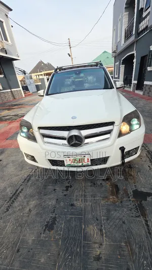 Mercedes-Benz GLK-Class 350 4MATIC 2012 White