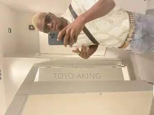 Classy Vip Premium Hypeman