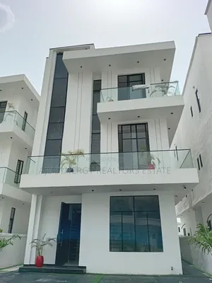 5bdrm Duplex in Chevron for sale