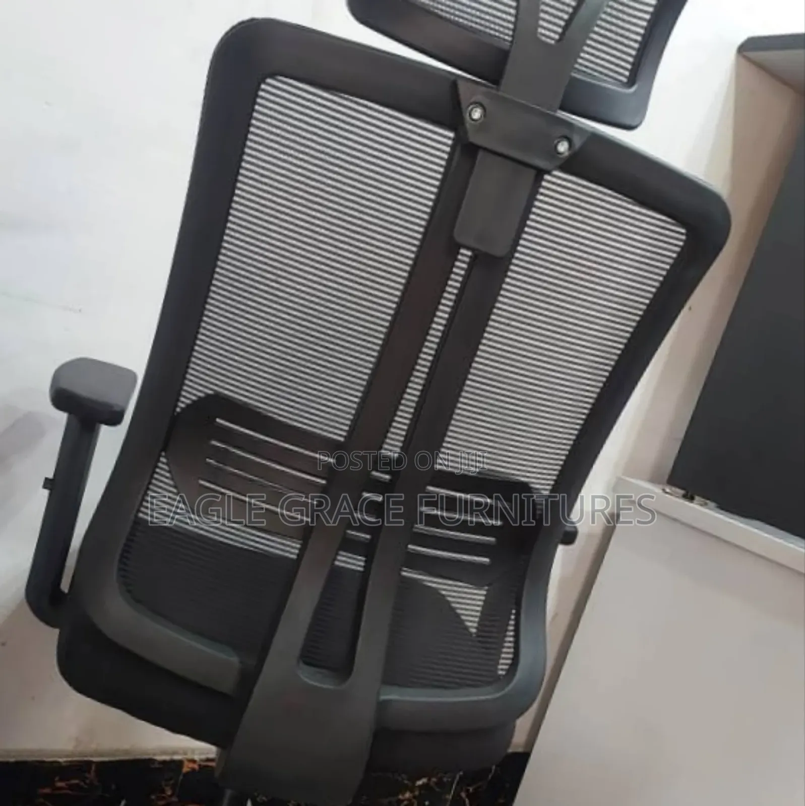 Executive Ergonomic Office Chair With Headrest