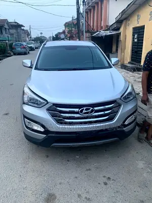 Hyundai Santa Fe GLS 4dr SUV (3.3L 6cyl 6A) 2014 Silver