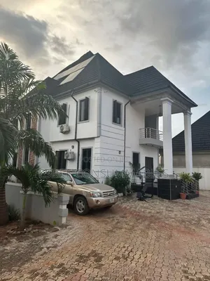 4bdrm Duplex in Araougba Rd, Benin City for rent