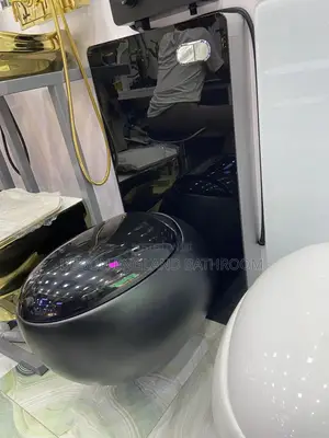 High Quality England Egg Shape Water Closet With Class Surface Tank