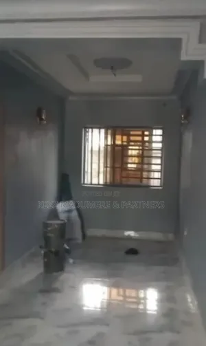 2bdrm Block of Flats in Stadium Road, Port for rent
