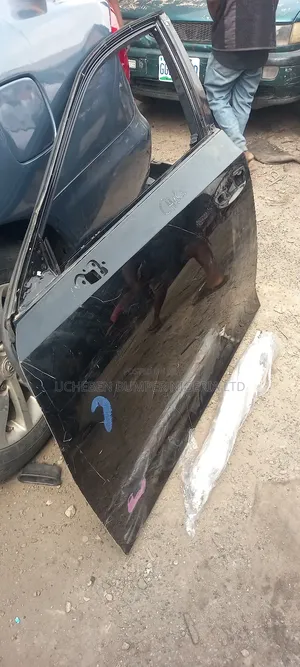 Empty Front Left Door Lexus Es Model