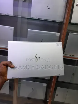 Laptop HP EliteBook 1040 G8 16GB Intel Core i7 SSD 512GB