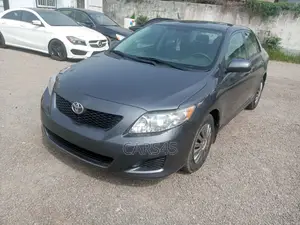 Toyota Corolla 2010 Gray