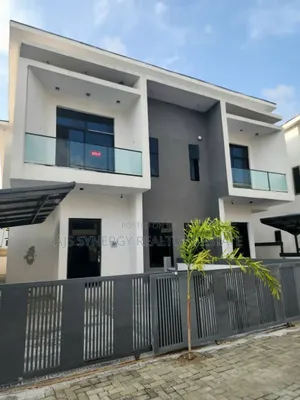4bdrm Duplex in Chevron for rent
