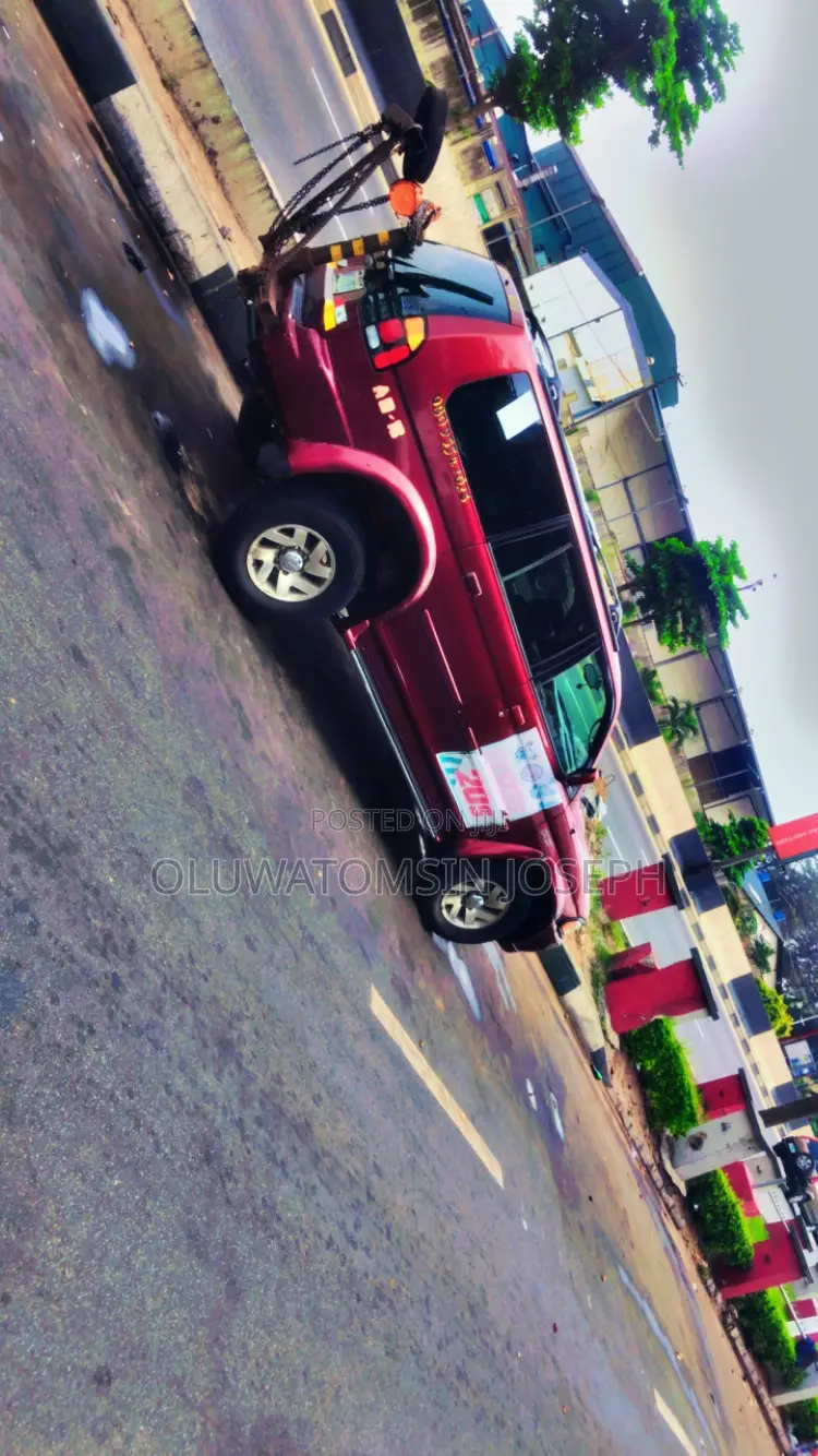Towing Van