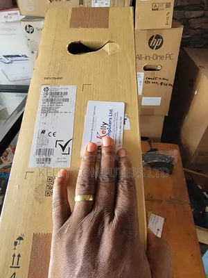 New Desktop Computer HP AiO 24 16GB Intel Core i7 SSD 512GB