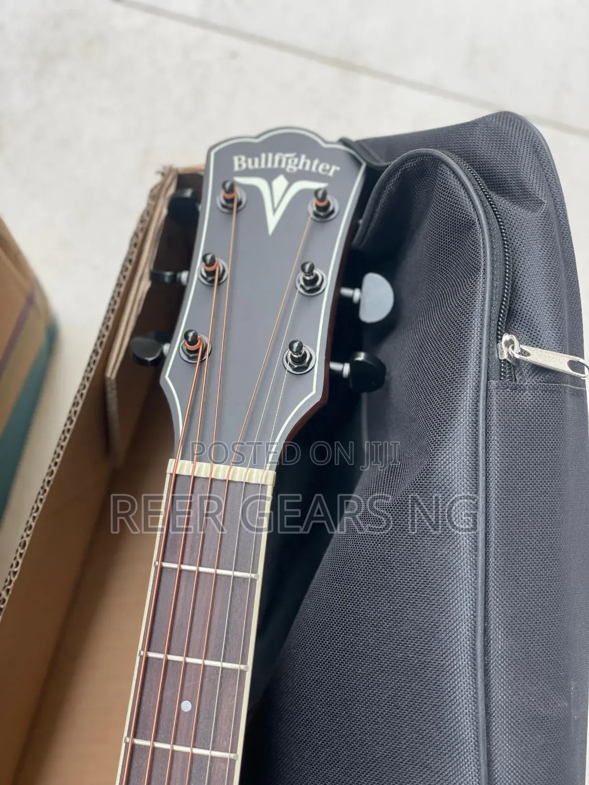 Bullfighter D-4116 Semi Electro Acoustic Guitar