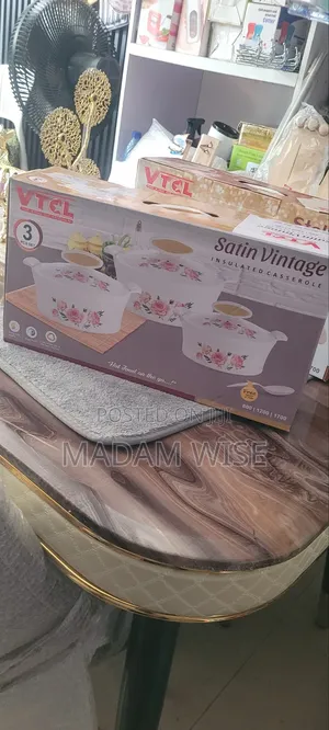Insulated Hot Pot Dish. VTCL Brand. 3 Set.