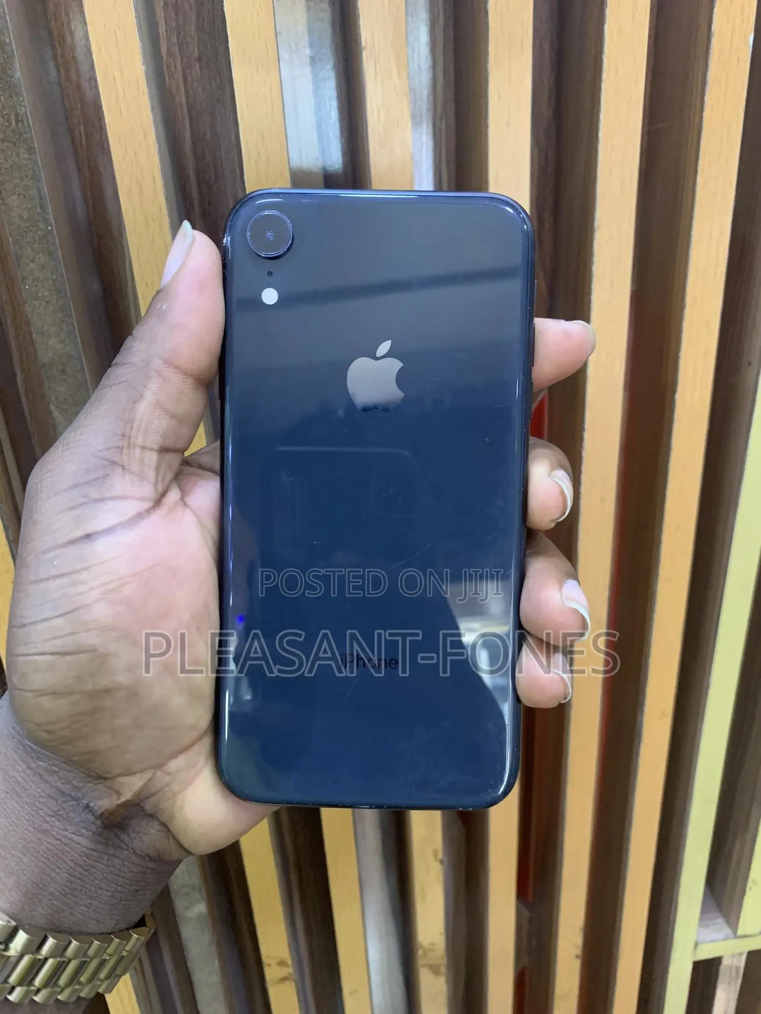 Apple iPhone XR 64 GB Black
