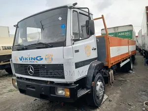 Mercedes 1117