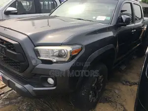 Toyota Tacoma 2014 Gray