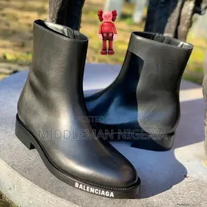 2026 Balenciaga Logo Detail Leather Chelsea Boots