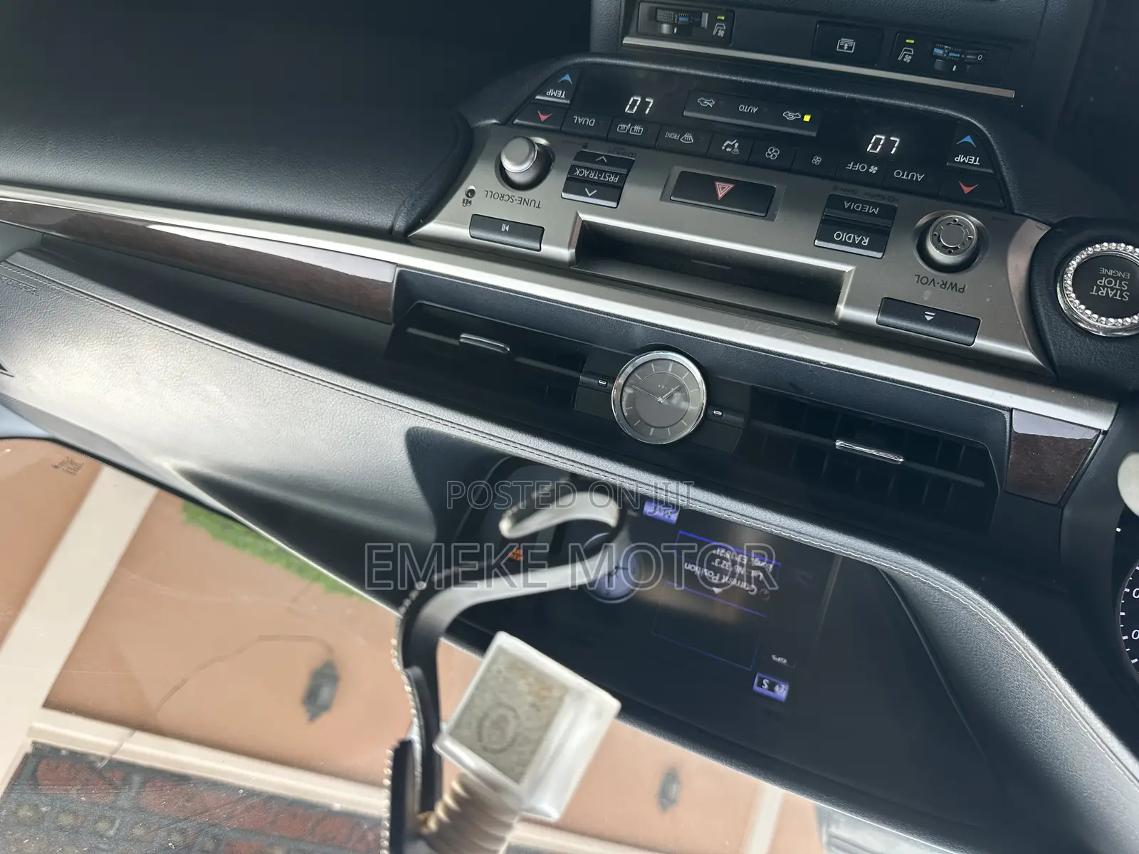 Lexus ES 350 FWD 2016 White