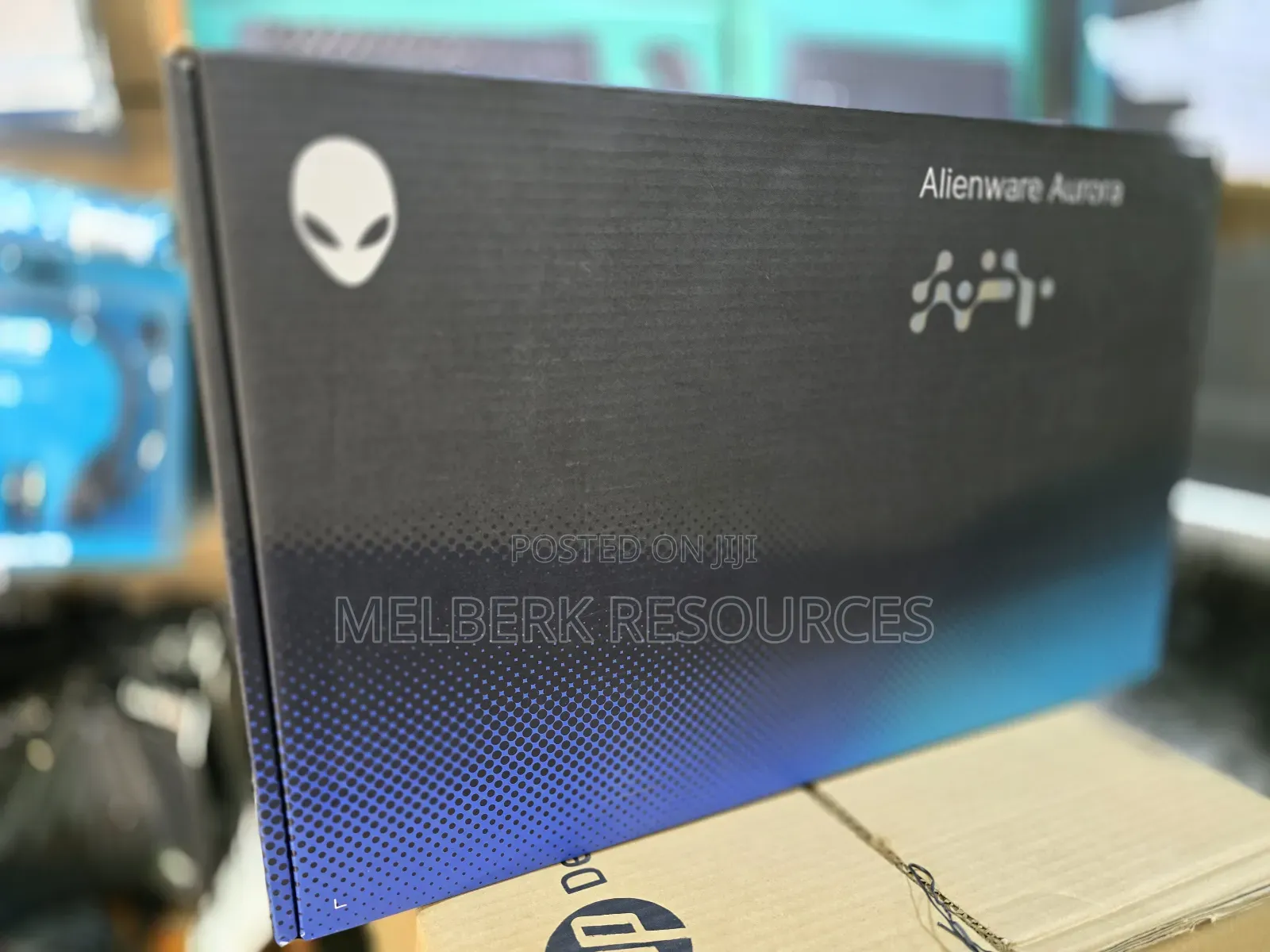 New Laptop Alienware 16 Aurora 16GB Intel Core 7 SSD 1T