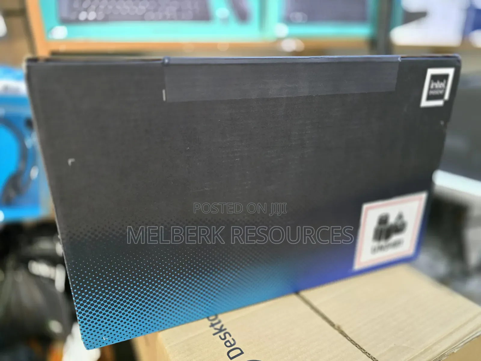 New Laptop Alienware 16 Aurora 16GB Intel Core 7 SSD 1T