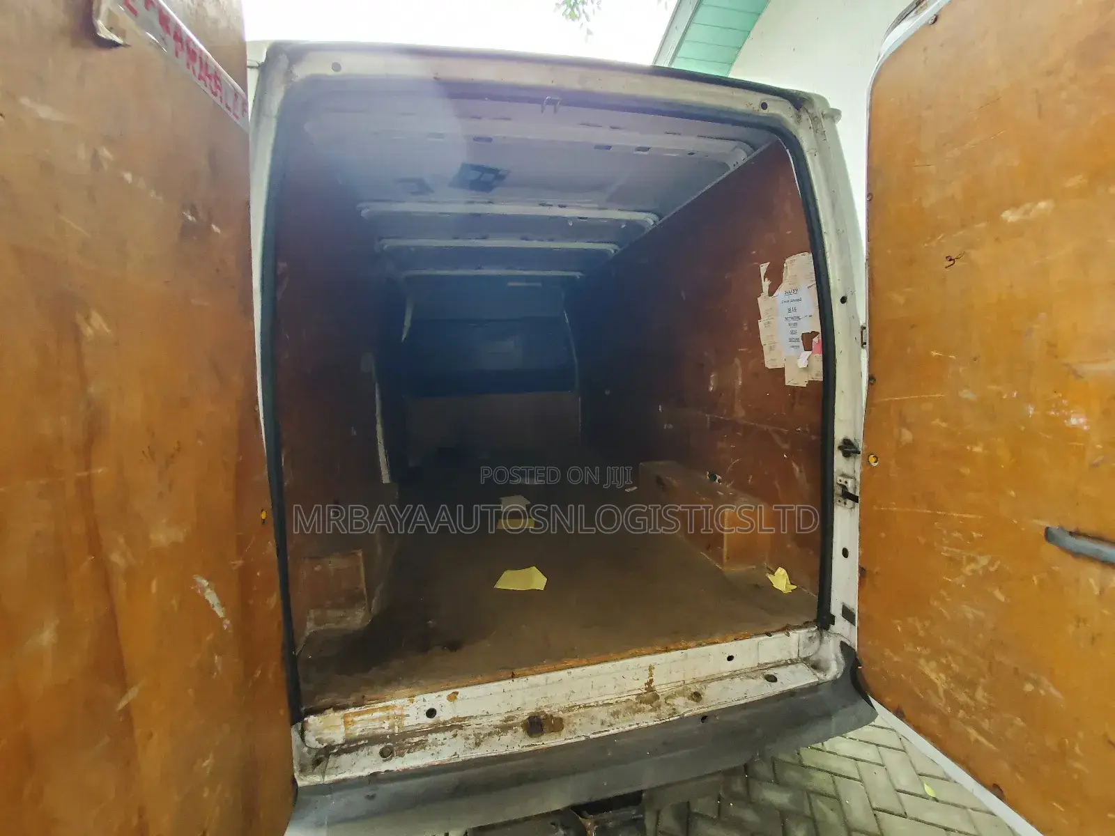 Ford Transit 2010 White