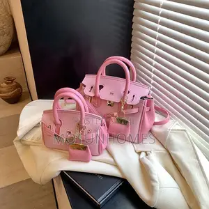 Women Luxury Hand Bag