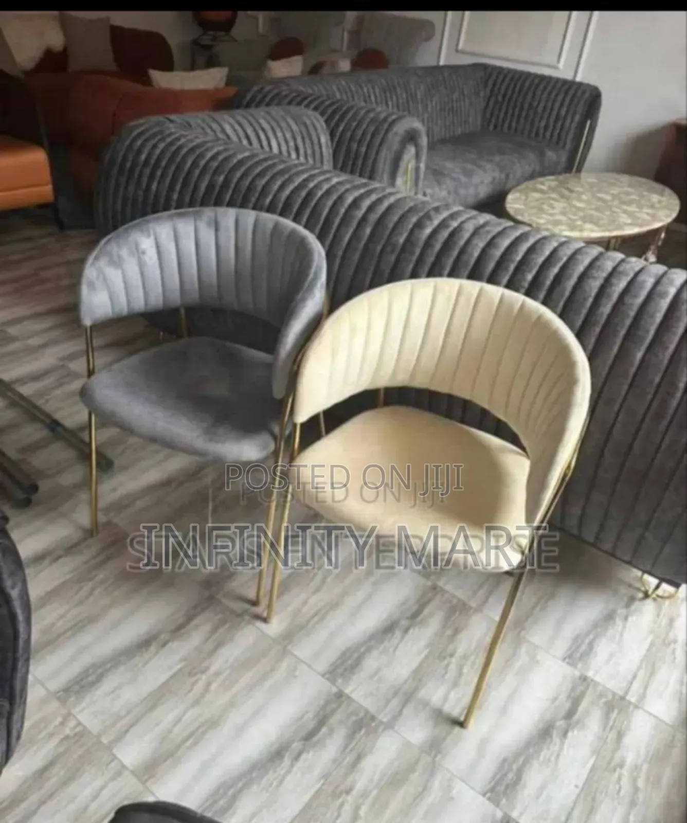 Modern Cozy Chair.