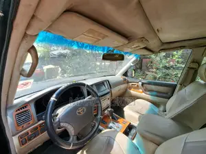 Toyota Land Cruiser 2006 Black