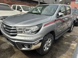 Toyota Hilux SR5+ 4x4 2019 Silver