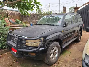 Toyota Land Cruiser 2006 Black