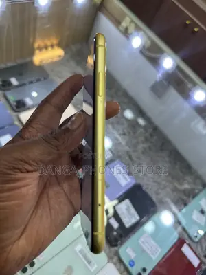 Apple iPhone 11 128 GB Yellow