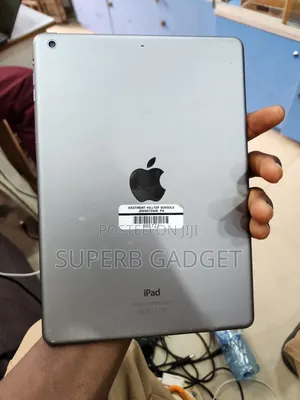 Apple iPad Air 16 GB Silver