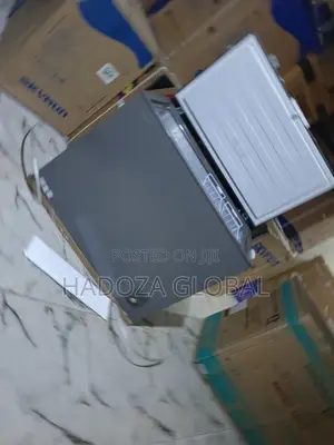 Hisense 250l Extra Storage Chest Freezer