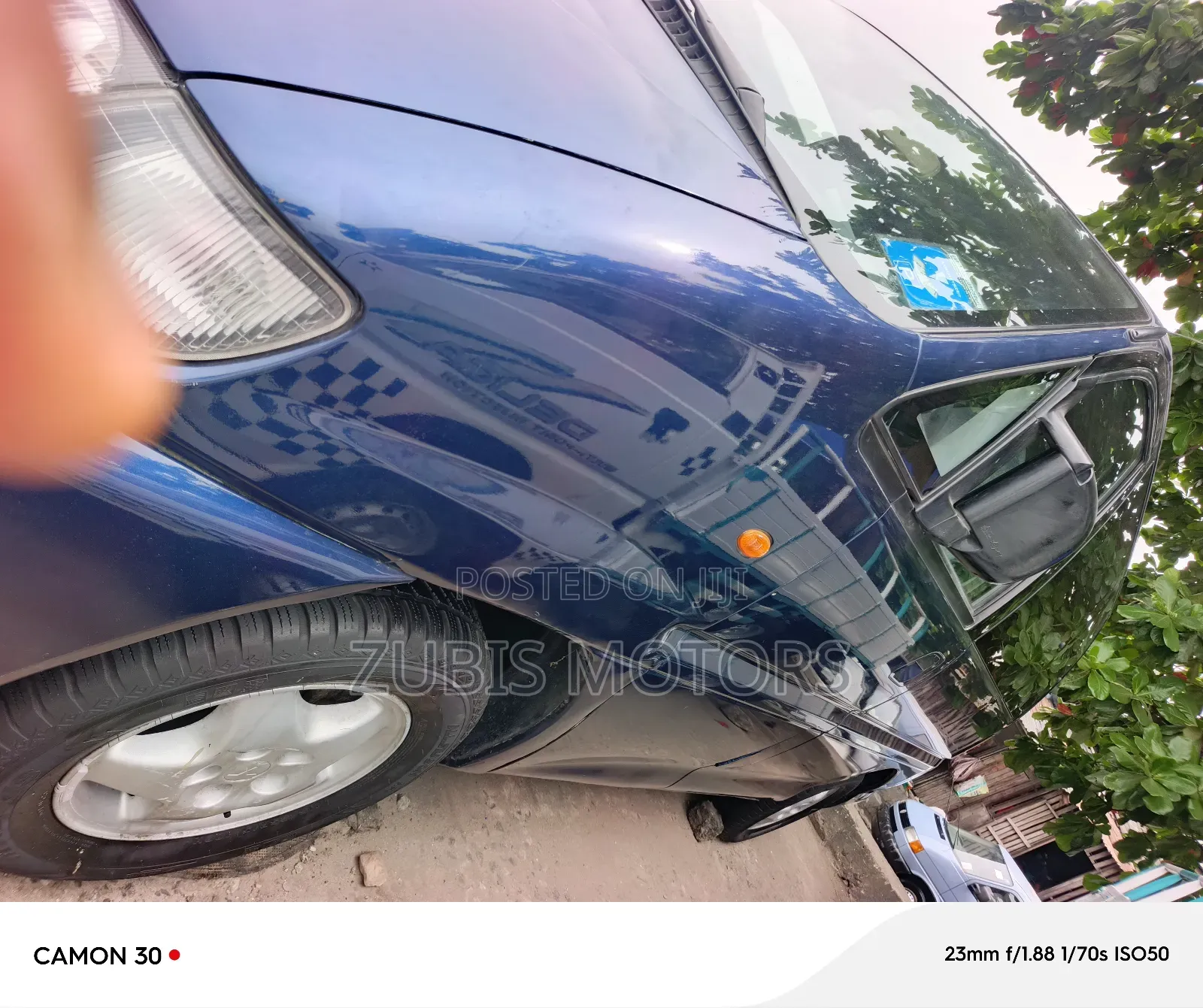Mitsubishi Space Gear 2002 Blue