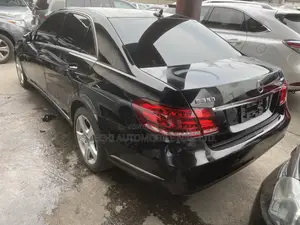 Mercedes-Benz E350 Base 4Matic Sedan AWD (3.5L 6cyl 7A) 2015 Black