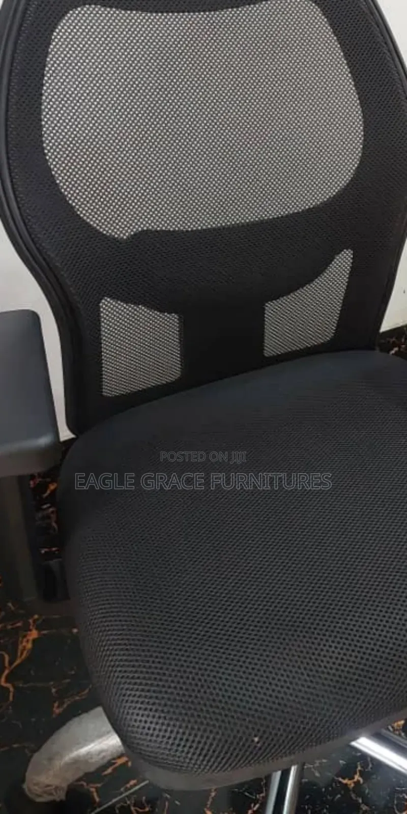 Executive Seating Solution for Corporate Environments.