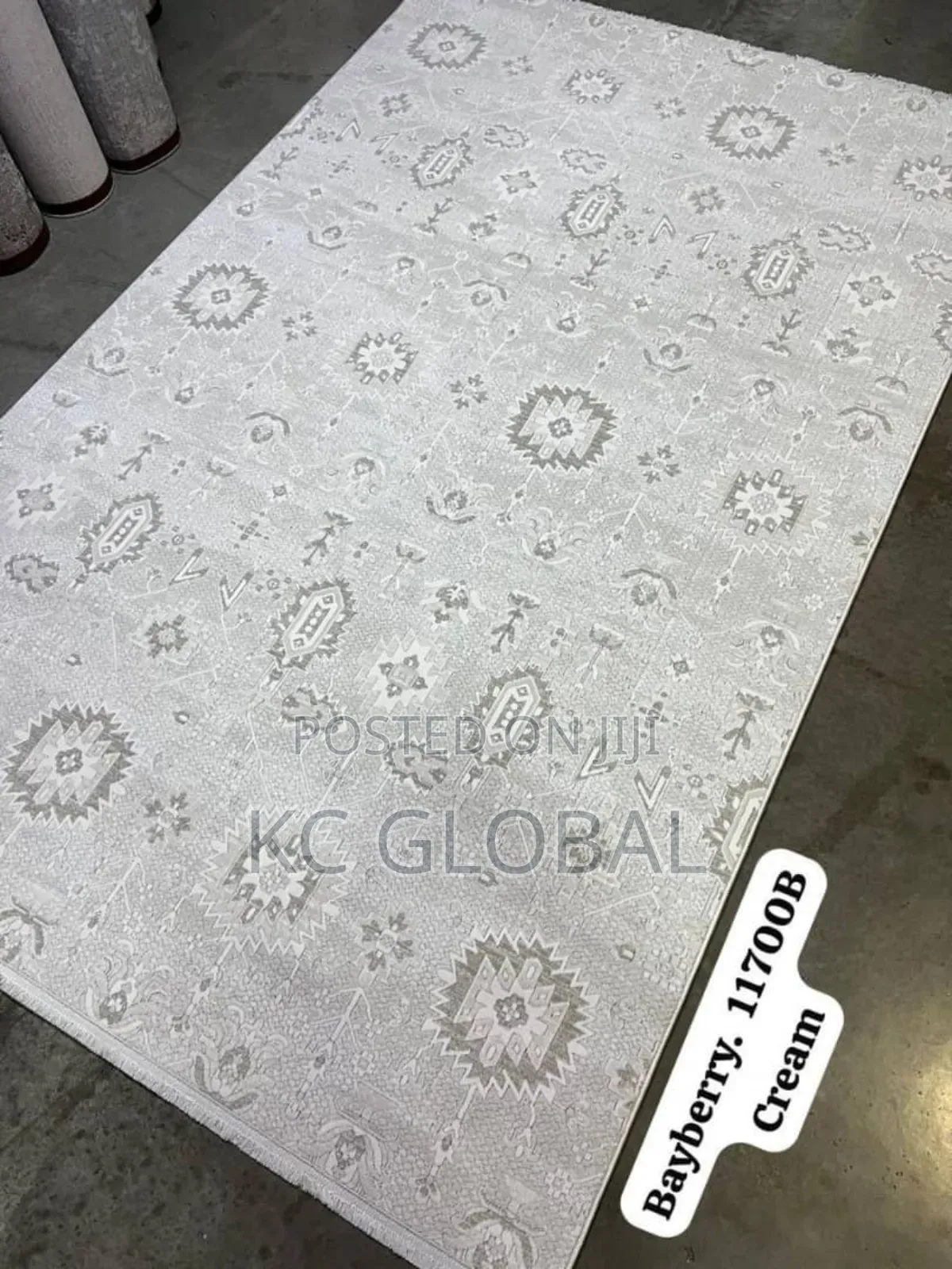 All Sizes in Center Rug Available 4/6 5/7 Etc