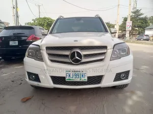 Mercedes-Benz GLK-Class 350 4MATIC 2010 White