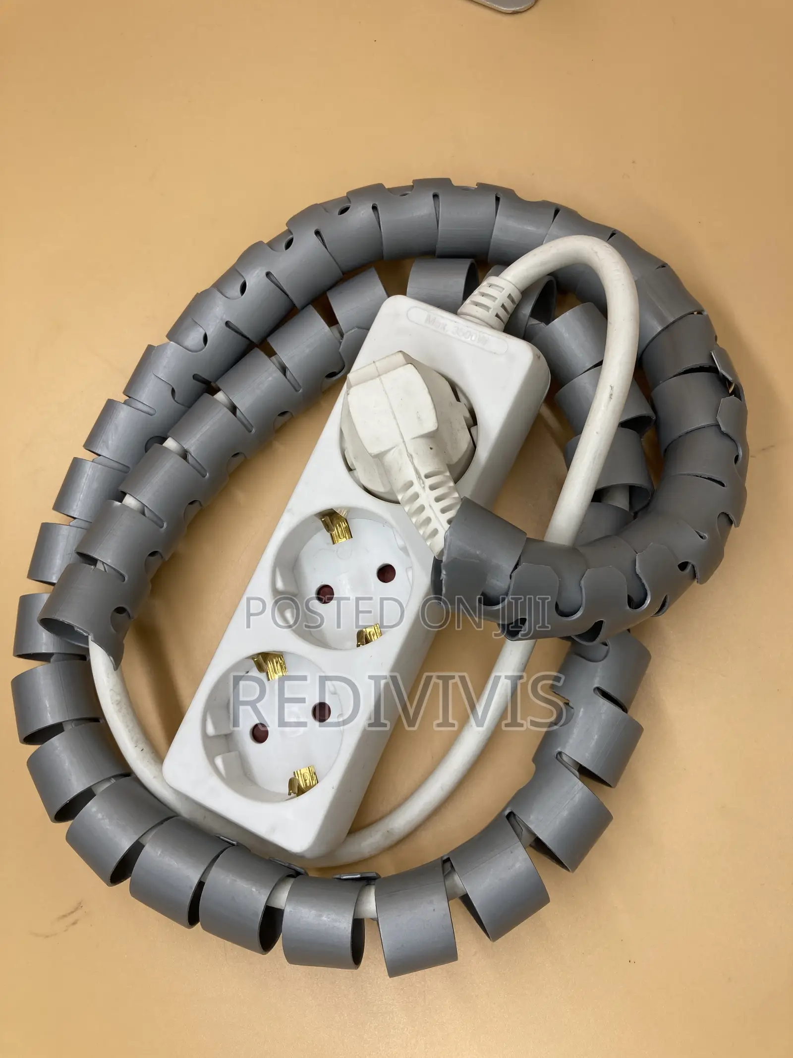 3-way Schuko Power Strip With Grey Spiral Cable Wrap