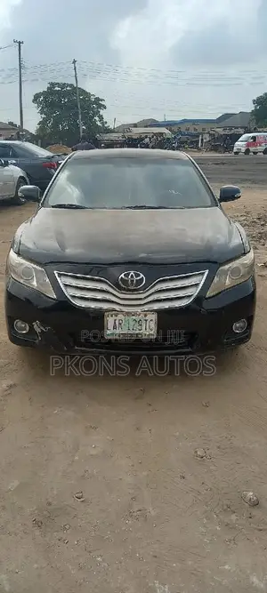 Toyota Camry 2011 Black