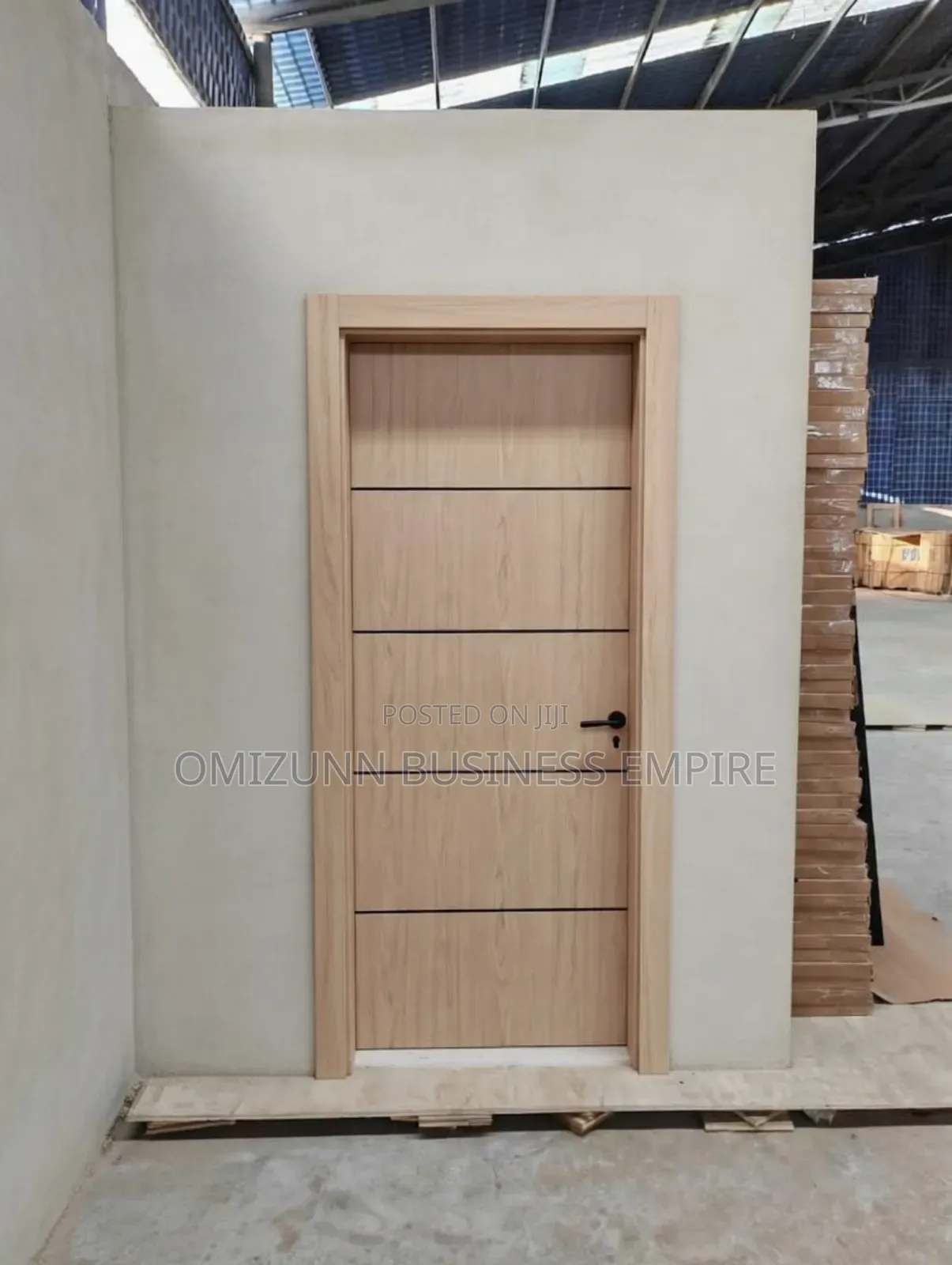 Wooden Doors With Architrave