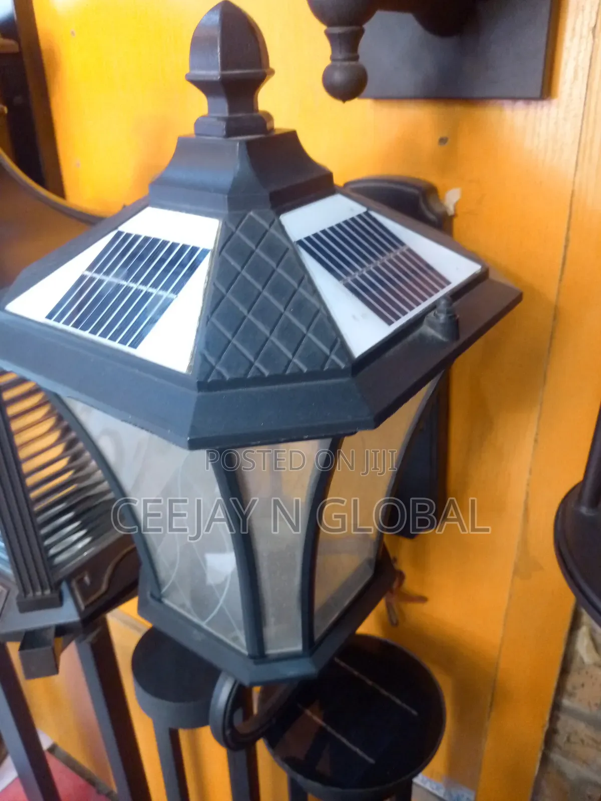 Solar Wall Light