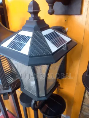 Solar Wall Light