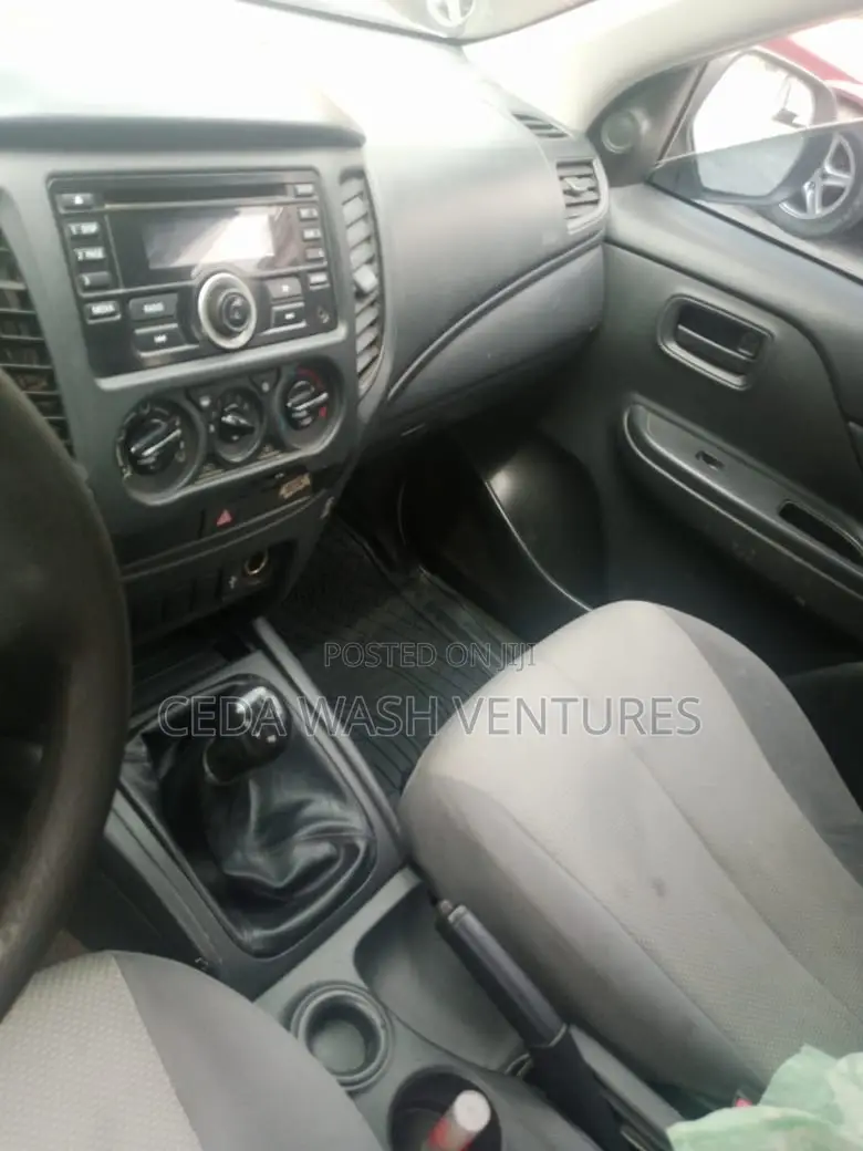 Mitsubishi L200 2020 White