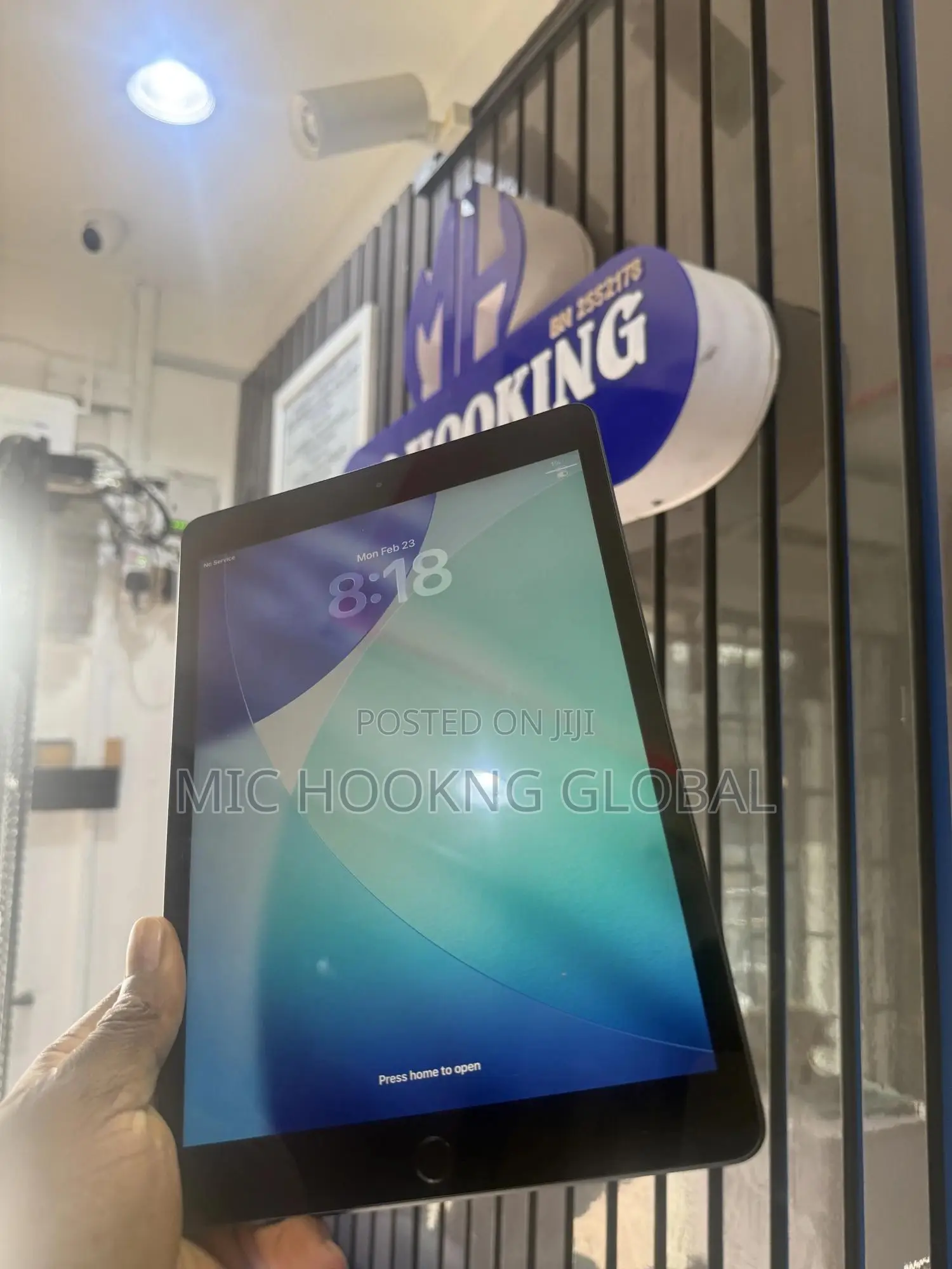 Apple iPad 10.2 (2020) 32 GB Gray