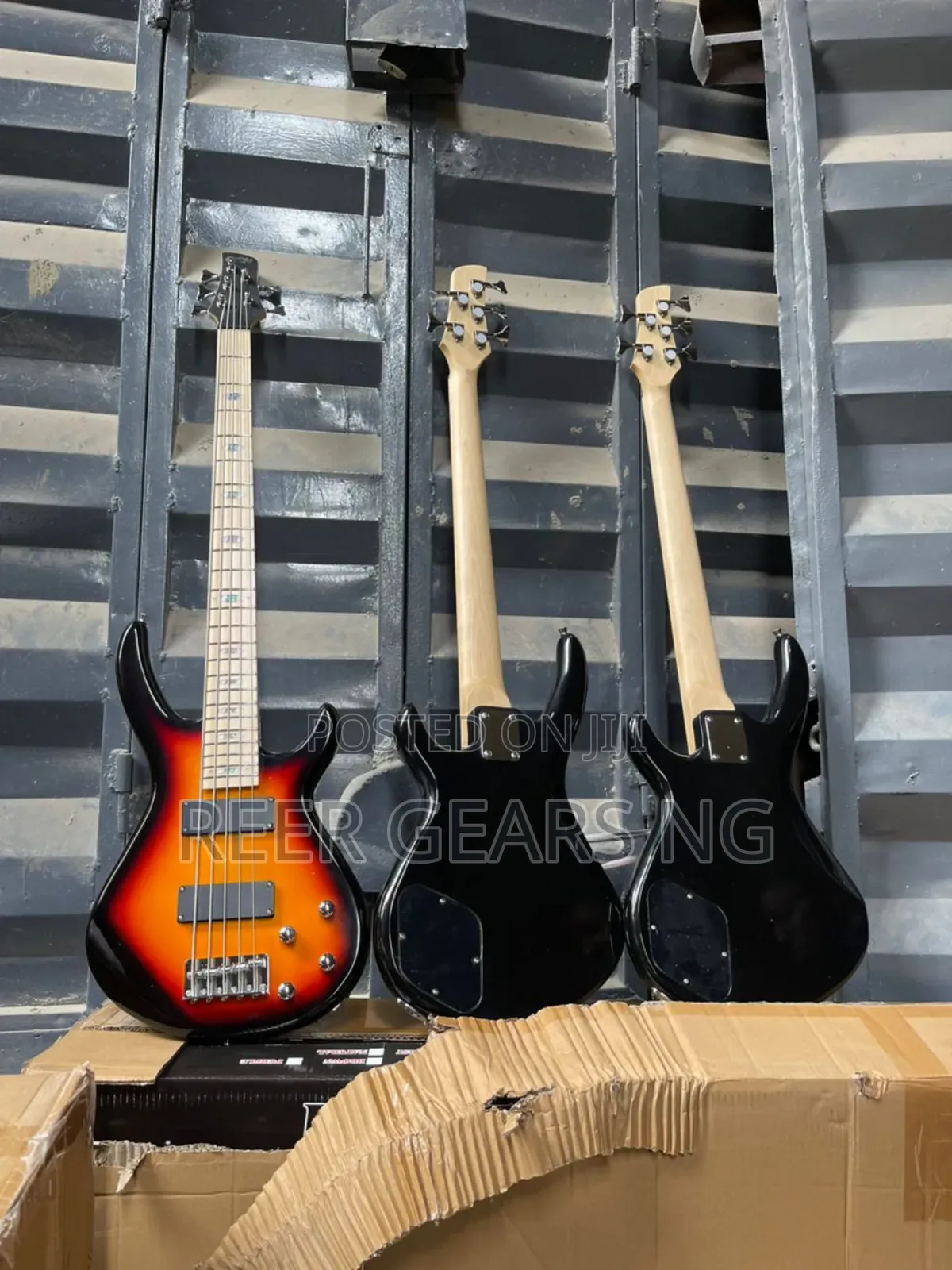 Professional Matins Bass Guitar 5 Strings Passive
