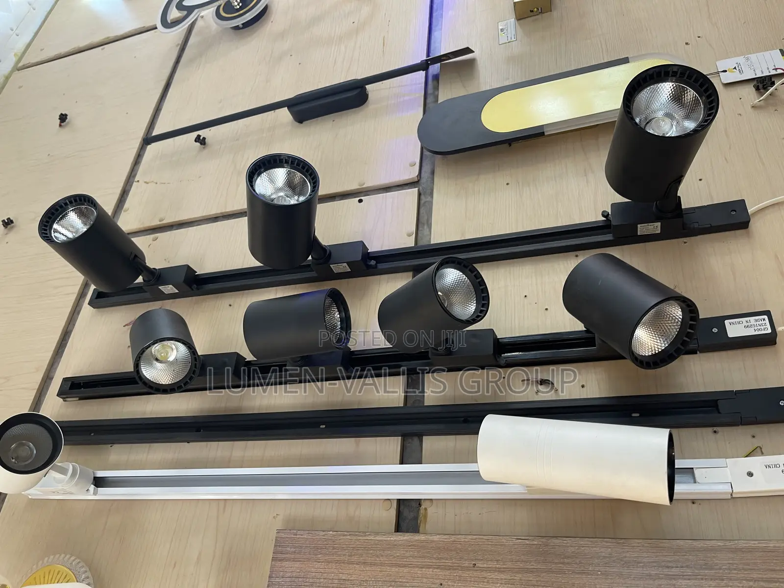 40watts 3in1 Track Light