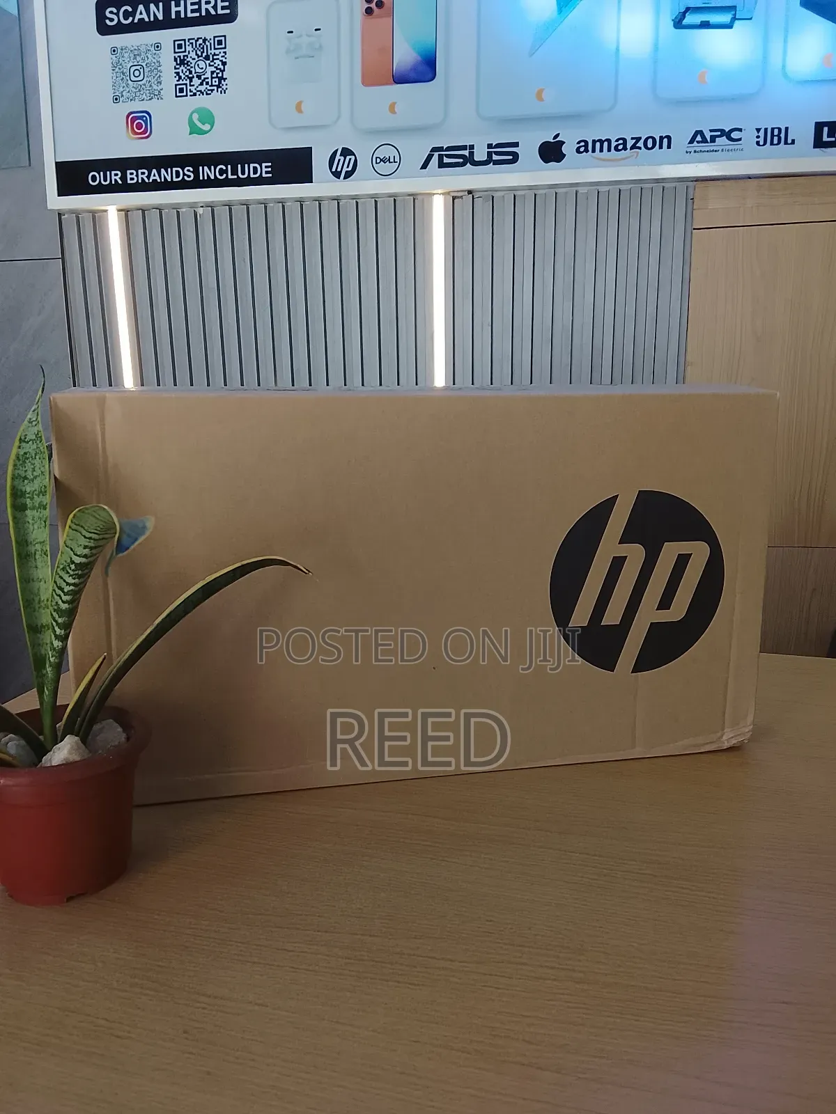 New Laptop HP 15 4GB Intel Core i3 SSD 256GB