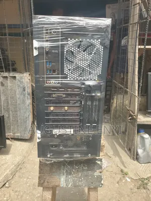 Desktop Computer MSI Gaming 24GE 2QE 4K 32GB Intel Core i7 SSD 1T