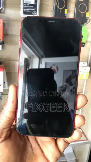 Apple iPhone 11 64 GB Red